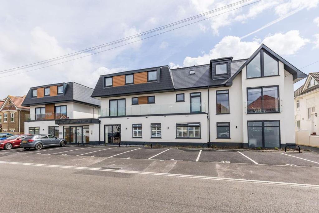 Modern 2 Bed, Cliff Top & Parking, F6 Bournemouth Exterior foto